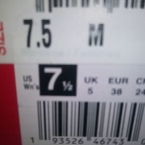 Puma women's shoes 7.5 shoe size